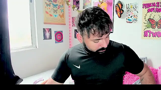 Snapshot of johnnyalx chatting on October 1, 2025, 5:19 pm johnnyalx online show from October 1, 2025, 5:19 pm