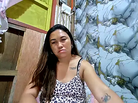 LalaiAsian online show from May 27, 2026, 12:51 am