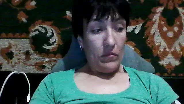 Snapshot of SunnyAmorre chatting on May 17, 2026, 7:54 pm SunnyAmorre online show from May 17, 2026, 7:54 pm