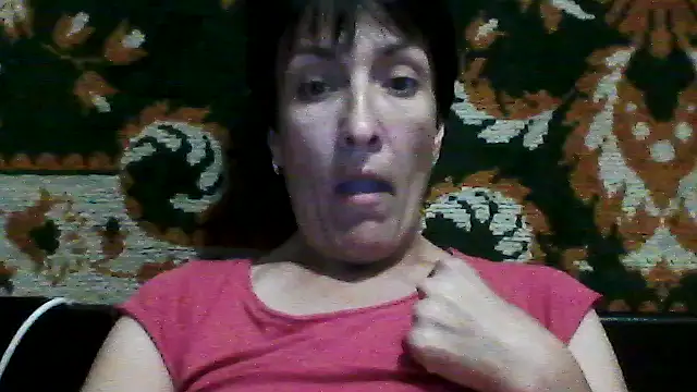 Snapshot of SunnyAmorre chatting on May 26, 2026, 8:27 pm SunnyAmorre online show from May 26, 2026, 8:27 pm
