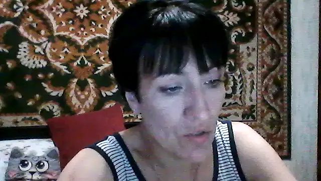 Snapshot of SunnyAmorre chatting on June 4, 2026, 6:08 am SunnyAmorre online show from June 4, 2026, 6:08 am