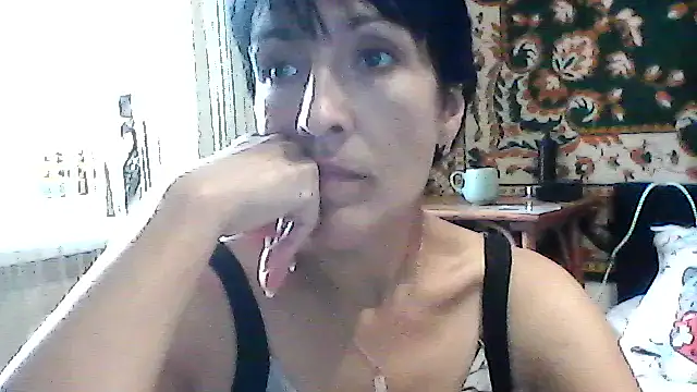 SunnyAmorre online show from June 21, 2026, 11:24 am