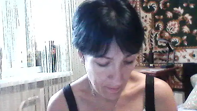 SunnyAmorre online show from July 27, 2026, 7:04 am