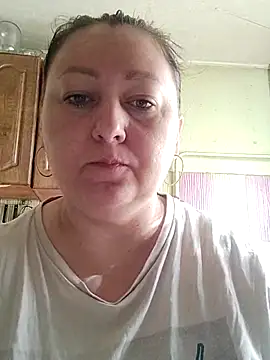 Rini333 online show from March 25, 2026, 9:37 am