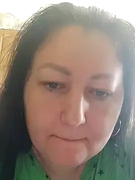 Rini333 online show from April 3, 2026, 11:41 am