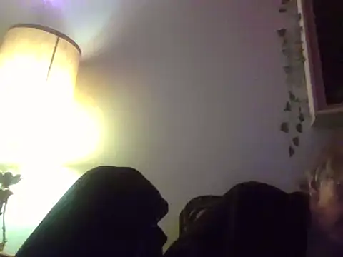 jck1m0t online show from December 4, 2024, 7:39 am