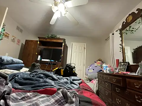 jck1m0t online show from December 13, 2024, 11:13 am