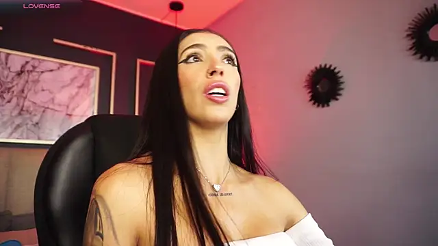 Samantha Brooke online show from March 11, 2025, 2:40 pm