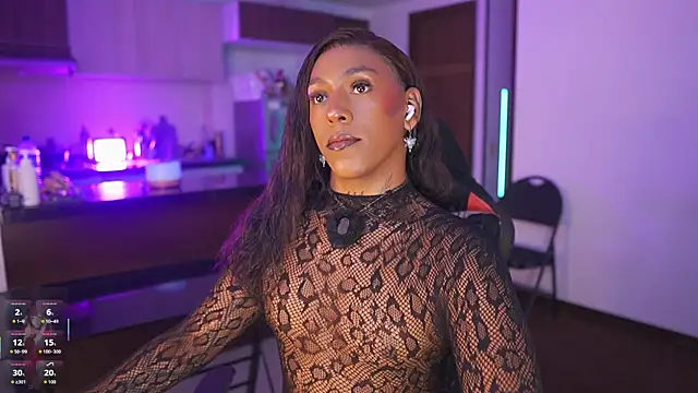 AmberRaus online show from October 8, 2025, 2:31 am