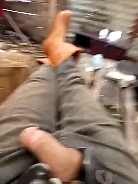 Snapshot of Yaramaz331 chatting on April 12, 2026, 11:04 am Yaramaz331 online show from April 12, 2026, 11:04 am