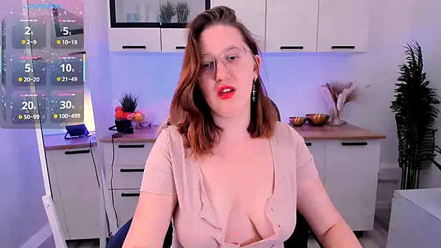 Snapshot of Charmy_Gracy chatting on February 13, 2026, 1:29 pm Charmy Gracy online show from February 13, 2026, 1:29 pm