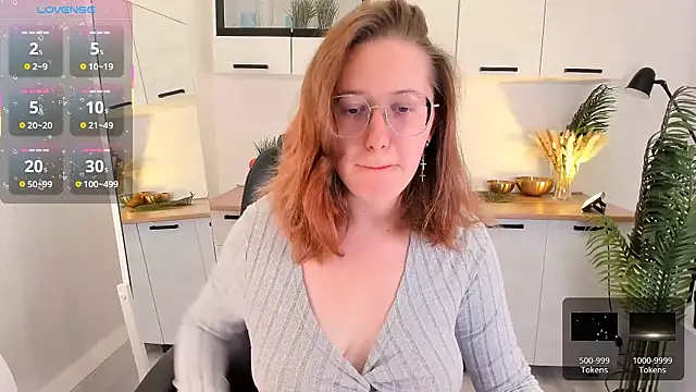 Charmy Gracy online show from March 19, 2026, 10:52 am