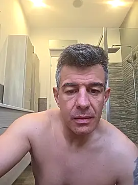 kekko-1982 online show from May 4, 2026, 5:58 am
