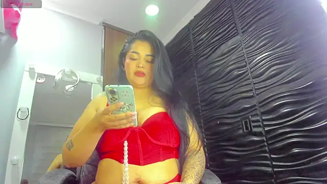 Snapshot of Pocahontas_d chatting on July 13, 2026, 6:49 am Pocahontas d online show from July 13, 2026, 6:49 am