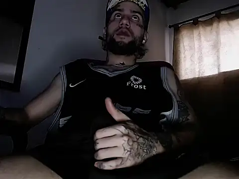 Snapshot of Christian_Stiven1 chatting on December 31, 2024, 6:24 pm Christian Stiven1 online show from December 31, 2024, 6:24 pm