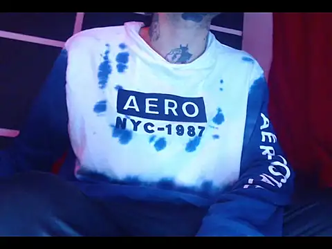 Snapshot of Christian_Stiven1 chatting on November 9, 2025, 11:08 am Christian Stiven1 online show from November 9, 2025, 11:08 am