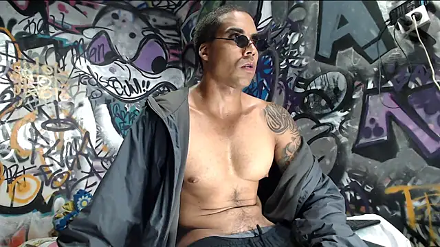 Justin Frank online show from March 2, 2025, 10:59 pm