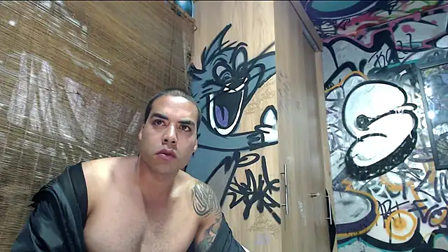 Justin Frank online show from April 15, 2026, 11:17 am