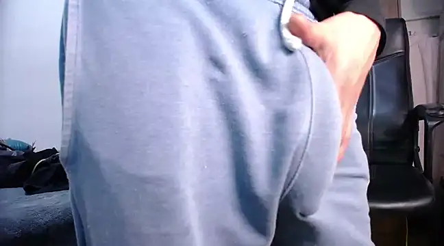 Snapshot of ricksamm chatting on January 29, 2025, 12:24 pm ricksamm online show from January 29, 2025, 12:24 pm