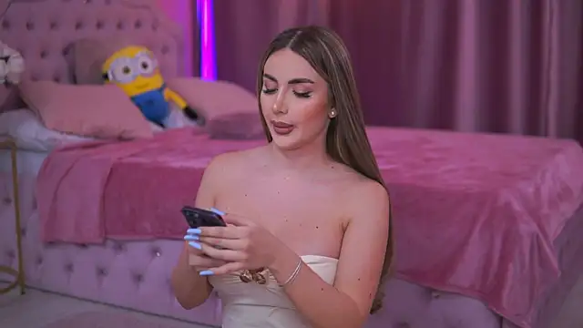 Snapshot of AshleySinn chatting on February 11, 2025, 6:11 pm AshleySinn online show from February 11, 2025, 6:11 pm