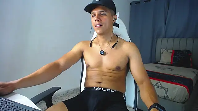 DavidAngell7 online show from October 4, 2025, 5:05 am