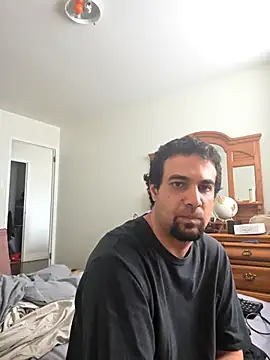 PandaSweets online show from September 13, 2025, 6:40 pm