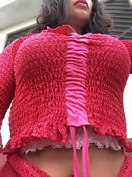 sexi noemi online show from October 3, 2025, 2:58 pm