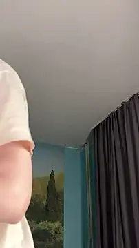 NinaVI online show from December 1, 2024, 5:57 pm