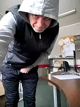 Snapshot of wilkalfa chatting on January 7, 2026, 7:44 am wilkalfa online show from January 7, 2026, 7:44 am