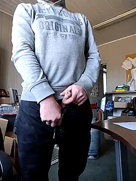 Snapshot of wilkalfa chatting on February 27, 2026, 11:10 am wilkalfa online show from February 27, 2026, 11:10 am