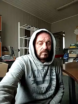 Snapshot of wilkalfa chatting on March 12, 2026, 8:31 am wilkalfa online show from March 12, 2026, 8:31 am