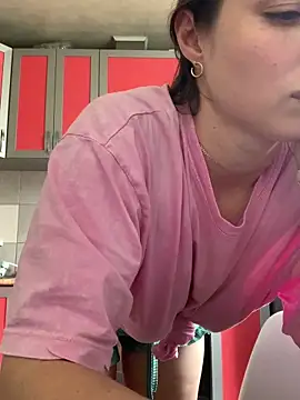 Snapshot of SeducingYoghourt chatting on March 30, 2026, 12:28 pm SeducingYoghourt online show from March 30, 2026, 12:28 pm
