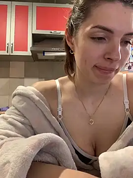 Snapshot of SeducingYoghourt chatting on April 19, 2026, 4:06 pm SeducingYoghourt online show from April 19, 2026, 4:06 pm