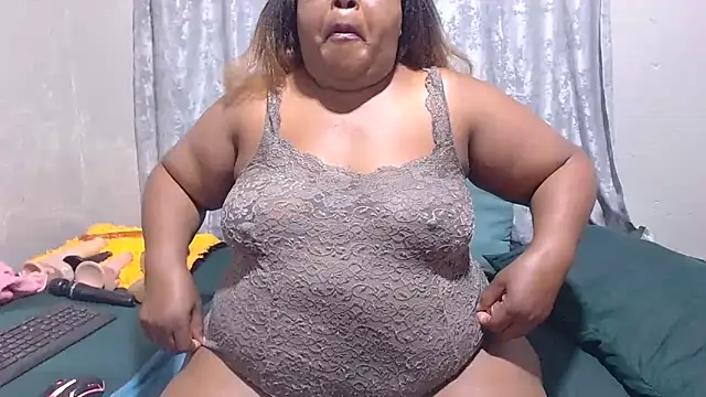 MatureBootyBabe4Uxx online show from May 25, 2026, 2:28 am