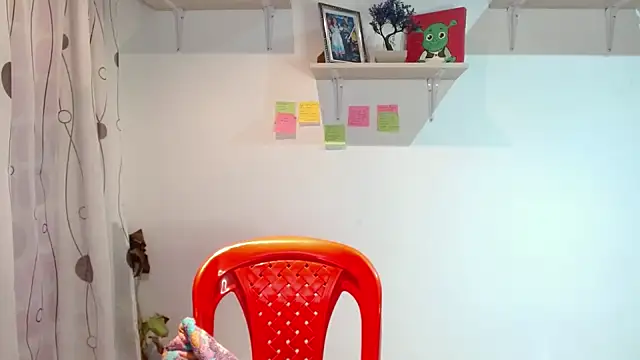 MadisonCambel online show from December 28, 2024, 3:47 am