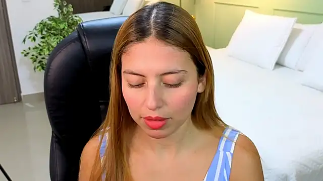 ROSE  15 online show from October 4, 2025, 7:12 pm