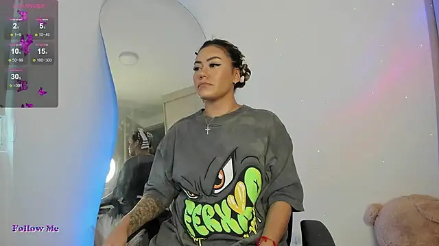 SussiVega online show from March 13, 2025, 9:37 pm