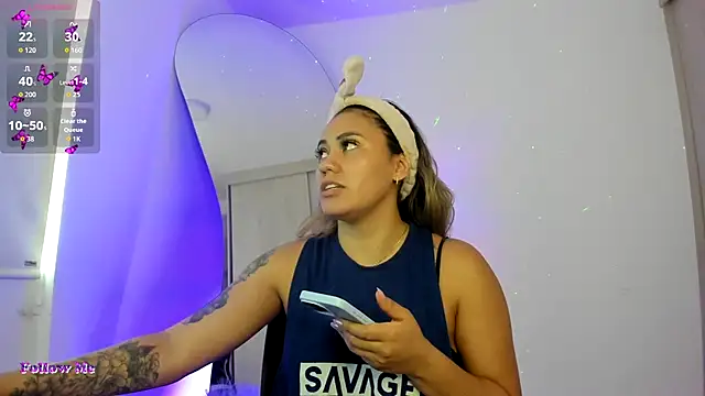 SussiVega online show from September 25, 2025, 6:00 pm