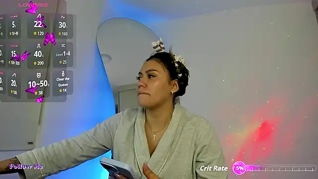 SussiVega online show from October 14, 2025, 12:11 am