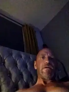 Snapshot of Verynaughtyx chatting on September 30, 2025, 1:21 am Verynaughtyx online show from September 30, 2025, 1:21 am