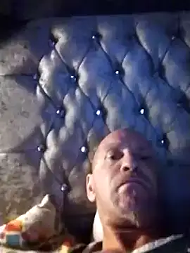 Snapshot of Verynaughtyx chatting on October 25, 2025, 7:38 am Verynaughtyx online show from October 25, 2025, 7:38 am