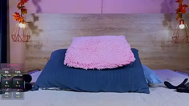 Elianmoon online show from July 29, 2026, 3:26 am