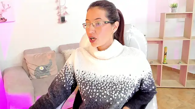 Antonnella 3 online show from March 16, 2025, 6:23 pm