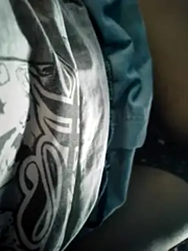 Xuxuzinhoon online show from March 27, 2026, 4:29 pm