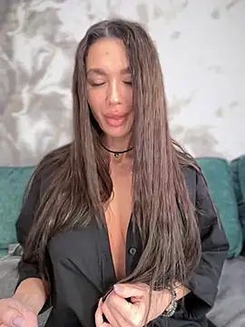 Emma Catt online show from March 26, 2026, 3:45 am