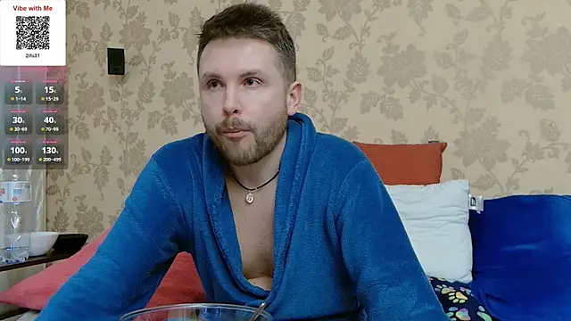 MartinBrandon online show from March 4, 2025, 11:43 pm