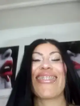 Snapshot of Tania_mature chatting on April 4, 2026, 5:43 pm Tania mature online show from April 4, 2026, 5:43 pm
