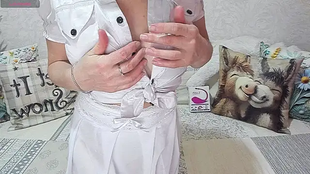 AgataFoxx online show from March 1, 2026, 6:48 am