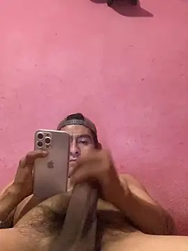 Snapshot of duggan12 chatting on April 16, 2026, 1:01 pm duggan12 online show from April 16, 2026, 1:01 pm