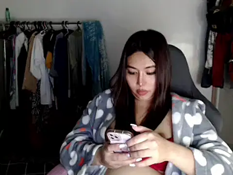 urqueendominant online show from February 19, 2025, 9:50 am